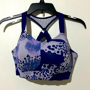 UNDER ARMOUR UA Breathelux High Support Sports Bra 1370740 Size L